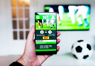 Benefits of Betting on Football Online