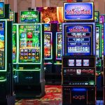 Which online slot symbol behaviors differ during bonuses?